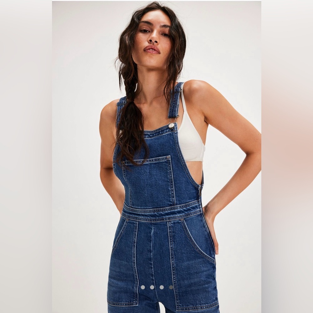 MOTHER High-Waisted Twister Overalls in Punch Buggy size Small